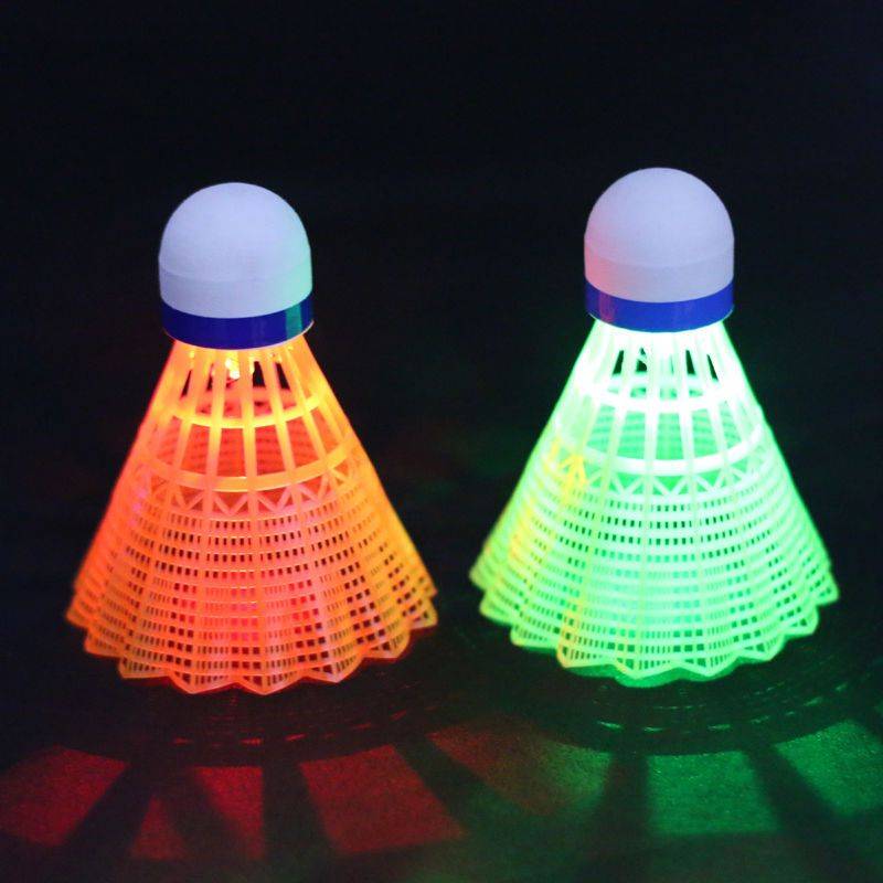 3 green lights + 3 red nylon feather balls